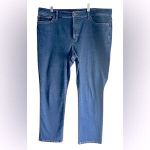 Lauren Ralph Lauren Women’s cropped leg jeans. Modern curvy fit  Size 16
